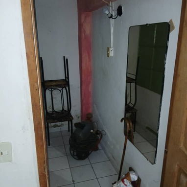 Ganga Penthouse en el vedado 2/4 y medio en 30 mil cerca de 23 y 12 - Img 126009211