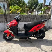 VENDO MOTO ELÉCTRICA       👉🏼 PRECIO 800 usd 👈🏼  Batería BLS 72*35  No tiene cargador  Autonomía 30 kilómetro  La mo - Img 50307954