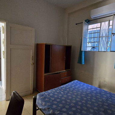 Apartamento seminterior, 2/4, planta baja, en Playa (P-237) - Img 105901356