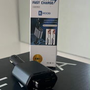 💢Cargador de carro Carga Rápida - 1 cable Tipo C - ⁠1 cable Lightning  - ⁠1 entrada USB - ⁠1 entrada Tipo C - Img 58152072