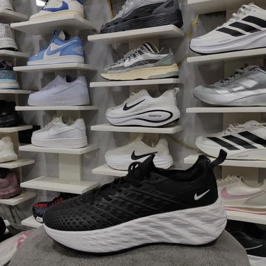Aceptamos transferencia y tenemos de todo desde zapatos hasta ropa interior - 2/10