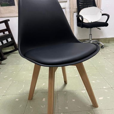 Sillas de asiento de vinipiel , ideales para comedor, cafeterías y home office ⭐️Entrega Incluida⭐️ - Img 120073740