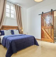 Renta lineal 3 HAB Y 3 BAÑOS recien remodelado wifi cerca del Cohiba con Terraza - Img 49723284