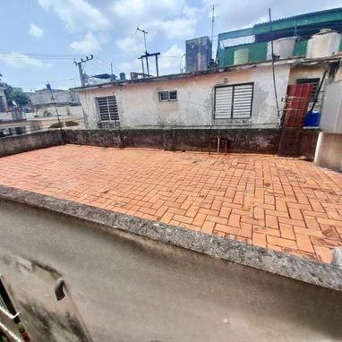 Venta de casa independiente en playa por 62 y 64 - Img 108428277