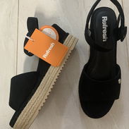 Sandalias Plataformas negras con cuña de saco - Img 55884445