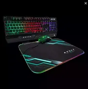 COMBO DE MOUSE Y TECLADOS GAMING CON SU ALFROMBILLA KB6784BK NUEVO EN CAJA MAS GARANTIA SOMOS TIENDA FISICA - Img 49870105