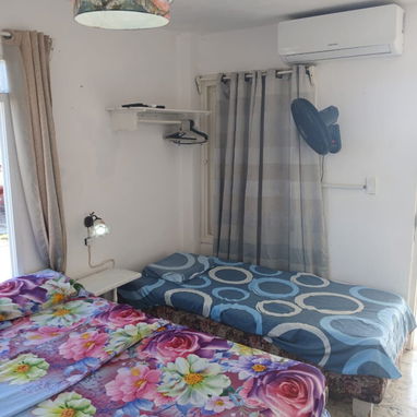 Vacaciones frente al mar, respira la brisa marina desde la comodidad de tu cama. - Img 120034235