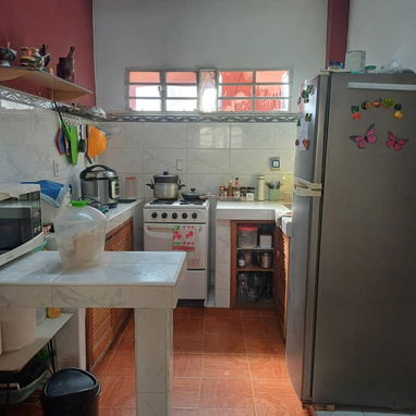 *$30.000usd. AJUSTE C/$ EN MANO. En venta casa en Lawton (puerta de calle) con posibilidad de ampliar o hacer 2 casas. - Img 125604058