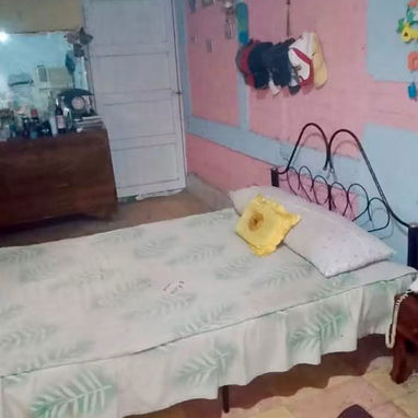 CASA ESPACIOSA EN LAWTON DE 4 CUARTOS Y GARAJE CON OPCIÓN DE CARRO INCLUIDO! - 5/6