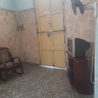 🏡¡EN VENTA CASA EN CENTRO HABANA! - 5/10