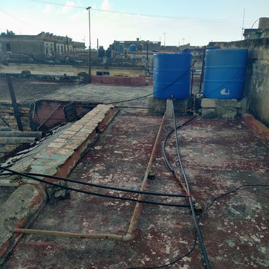 CASA PUERTA CALLE EN VENTA -LUYANO. A 1 CUADRA DE LA CALZADA DE LUYANO. 🙏VERDADEROS INTERESADOS EN COMPRAR. NO GESTORES - 10/10
