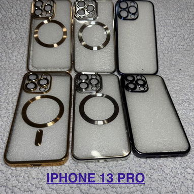 Covers para diferentes tipo de iPhone, son más que los que aparecen en las fotos - Img 115504346