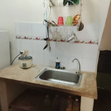 Rento o alquilo apartamento por el semaforo de guanabacoa colindante a regla - 3/10