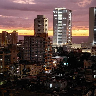 RENTA VACACIONAL EN VEDADO - Img 120241084