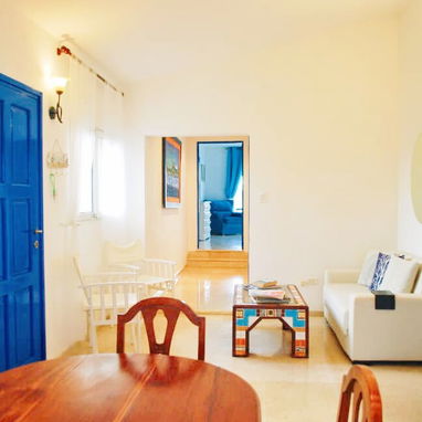 🏠 Casa De Renta En Santa Fé. 🏊🏻‍♀️ Tiene piscina con vista y acceso al mar. 📱 Reserva: +5355284821 - 5/10