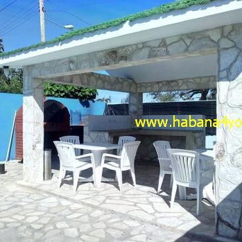 🏖 Casa Charly en renta a solo 2 cuadras de la playa de Bocaciega. En esta zona no se va la corriente Whatssap 5 2959440 - Img 113142399