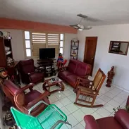 Ganga Penthouse en el vedado 2/4 y medio en 30 mil cerca de 23 y 12 - Img 56391571