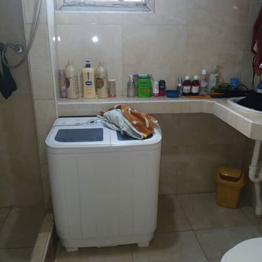 Se vende apartamento en un 2 piso en el vedado - Img 122210085