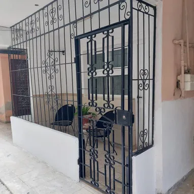 #14 se renta Apt de 2hab en el vedado - Img 123198310