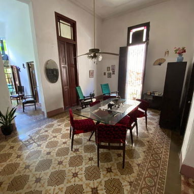 SANTO SUÁREZ A UNOS METROS DE LACRET Y ORIXIMO A SANTA CATALINA BIPLANTA EN BAJO CO 444M2, 7 HABITACIONES - Img 124064023