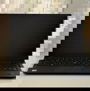 460USD Laptop Lenovo ThinkPad X1, (Básicamente Nueva) Core i7vPro de 8va Generación - Img 50151408