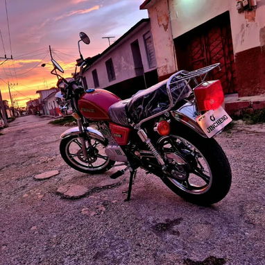 Moto de Combustión Jincheng 125 cc - 3/4
