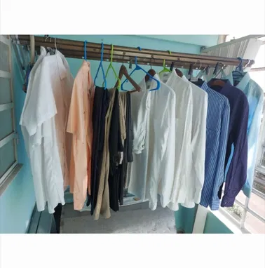 Pulloveres, camisas peefumes, pantalones Pitusas y de vestir, j sobrecamas algodon Lámina plasticar etc ver fotos - Img 94091032