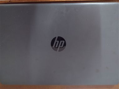 Vendo laptop Hp como nueva propiedades en la foto - Img main-image