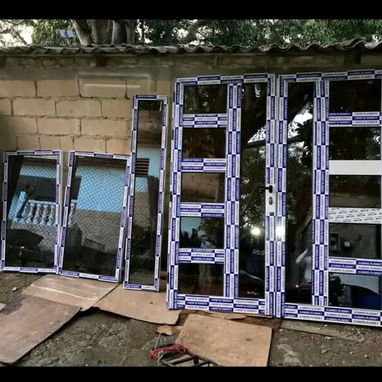 Puertas y Ventanas realizamos todo tipo de diseño para ajustarnos a gusto y creatividad. - 2/8