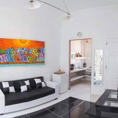 Venta de Apartamento en el vedado 3er piso es interior - Img 112815405