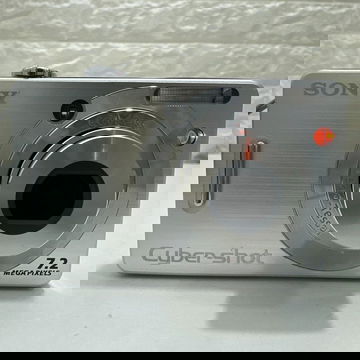 Sony Cyber-shot DSC-W55 7.2MP Digital Camera 3x Zoom Silver Excellent Condition