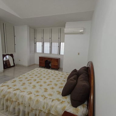 🚗 Casa en Siboney con Todas las Comodidades de 5 Habitaciones  Con Paneles Solares REF 1468 - Img 122525122