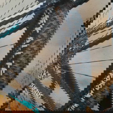 Vendo mi mtb 29 rusa con piezas Shimano originales de aluminio con fibra , la cambio por torre o kit de Pc