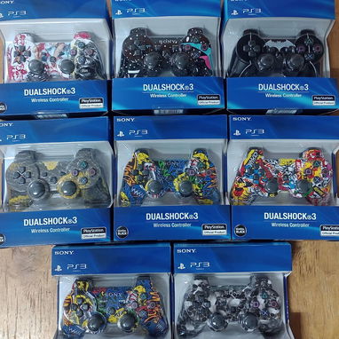 Mandos para PS4, PS3 y accesorios nuevos en caja - Img 100187933