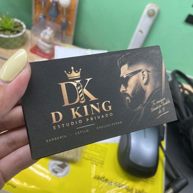 Taller de diseño y producción / carteles / tarjetas / gigantografias / stickers y más - 4/10