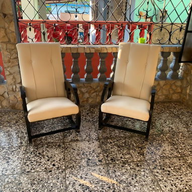 Sillones Comadritas de Madera Tapizados - 2/5