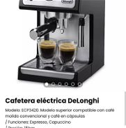 Cafetera eléctrica DeLonghi* Cafetera electrica para café molido y café en cápsula - Img 45741436