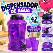 Barril con dispensador y 3 vasos. Plástico engomado. Q no se parte - Img 57970825