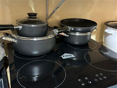 Cocina de inducción de 4 hornillas con juego de casuelas - Img main-image-45659296