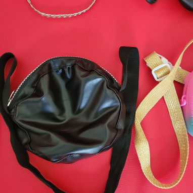Carteras y gafas para niñas - Img 123262135