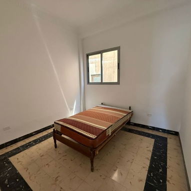 SE VENDE APARTAMENTO EN EL VEDADO, CALLE 19 - 110,000 USD - 4/10
