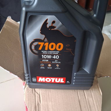 Motul 7100 10w40 4litros - Img 112293446