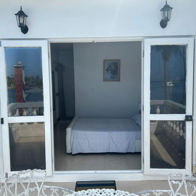 📲  Casa de renta totalmente independiente con salida al MAR! - Img 112447025