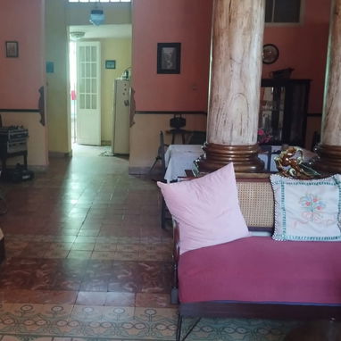 Excelente propiedad en Santo Suárez - 5/10