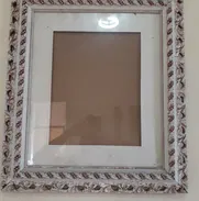 Vendo marco con cristal antiguo - Img 49915601