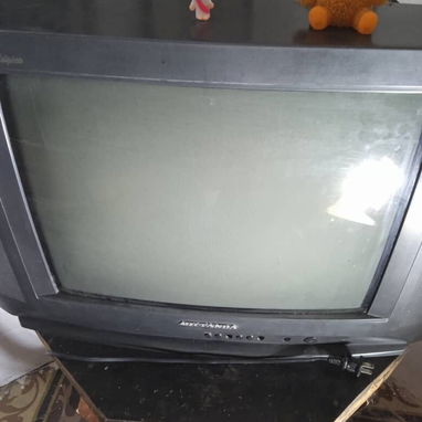 DE USO EN MUY BUEN PRECIO Tv panda frío haier y lavadora milexus - Img 122080066