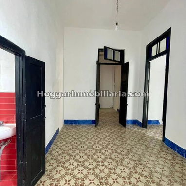 GG-16. Inversión Inteligente en el Centro Histórico! Gran Apartamento de 3 Cuartos, Recién Reparado y Listo para vivir - 9/10
