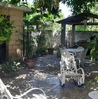 EXCLUSIVA PROPIEDAD DE DOS PISOS CON VISTAS ENTRE LA MARINA HEMINGWAY Y EL CLUB HAVANA  CON VISTAS - Img 50192985