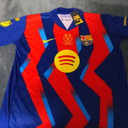 Pullover o Camisetas de Fútbol(Barcelona)18 USD - Img 56021515