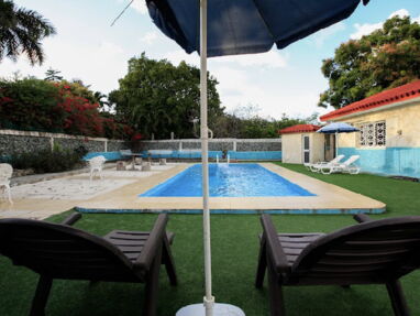 Hermosa casa de renta en Siboney! Super amplia piscina+8 habitaciones - Img 61629837